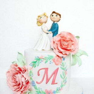 Свадебный торт на 2,5 кг с женихом и невестой